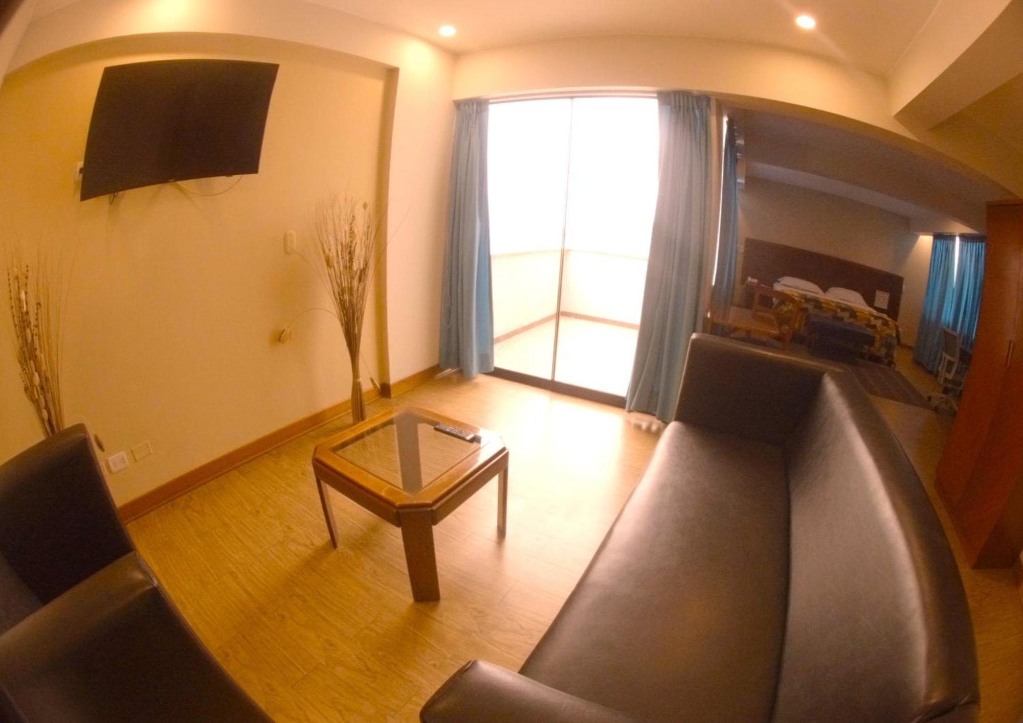 Hotel Esencia Suites ليما المظهر الخارجي الصورة